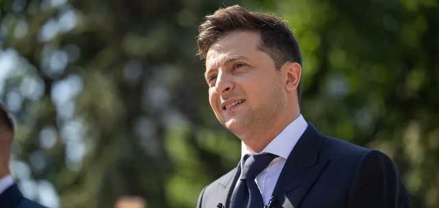 Зеленский: вас называли зелеными кнопочками, принтерами и тамадами – я горжусь этим!