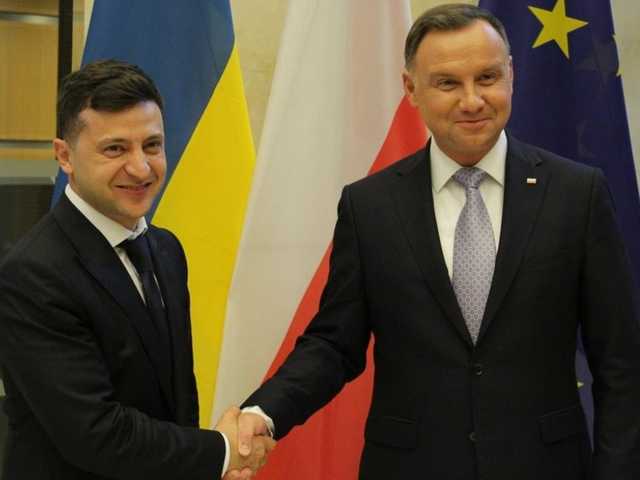 МЗС України та Польщі обговорили візит Дуди в Україну