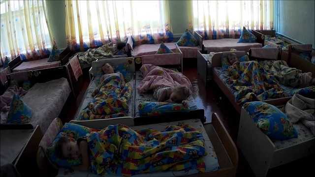 Жалуются лишь мальчики: во Львове сотрудника детсада подозревают в страшном