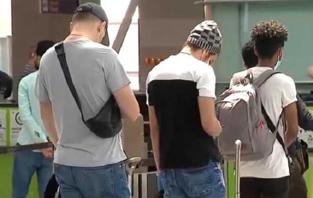 Границы для украинцев открыли еще три страны