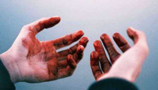 Преподаватель Национального университета убила мужа и стреляла в собственную дочь