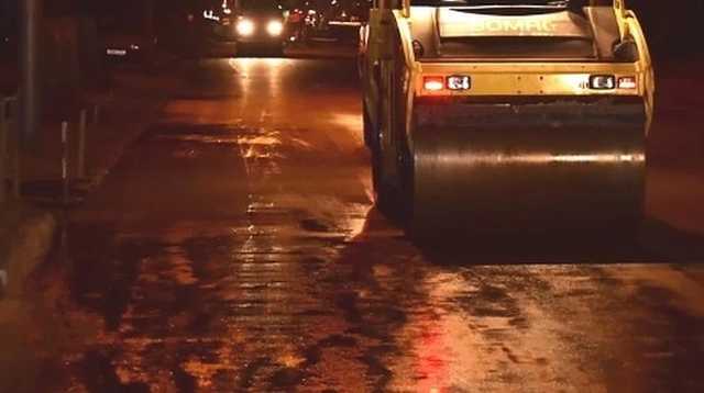 Перед визитом Зеленского на Житомирщину в темноте решили залатать «ямы по колено»