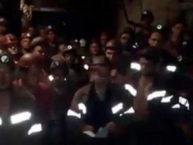 На родине Зеленского под землей бастуют 400 шахтеров