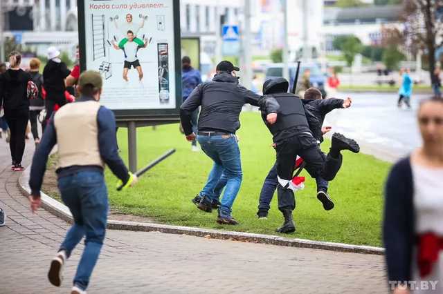 В Беларуси формируют отряды самообороны для борьбы с карателями