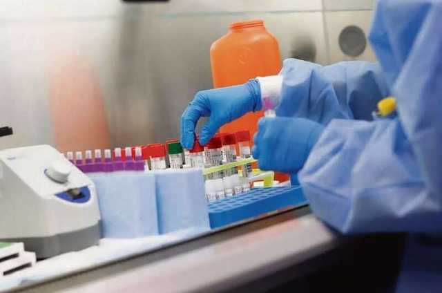 Наценка в 10 раз? Как и кто зарабатывает на ПЦР-тестах в Украине