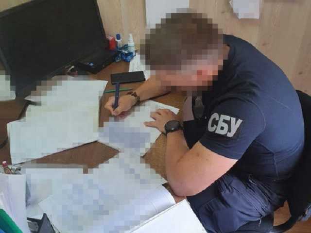 Управление миграционной службы в Донецкой области помогало боевикам "ДНР" легализоваться в Украине, — СБУ