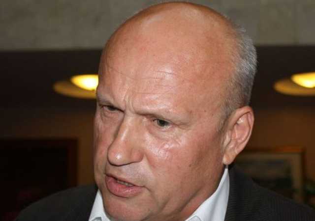 Экс-глава администрации президента Украины привселюдно избил внука