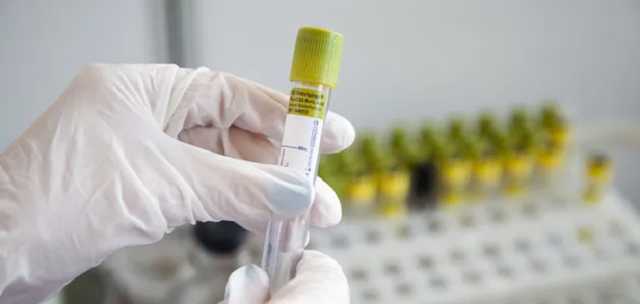 Украинцев снова закроют по домам на карантин? Раскрыты планы Кабмина