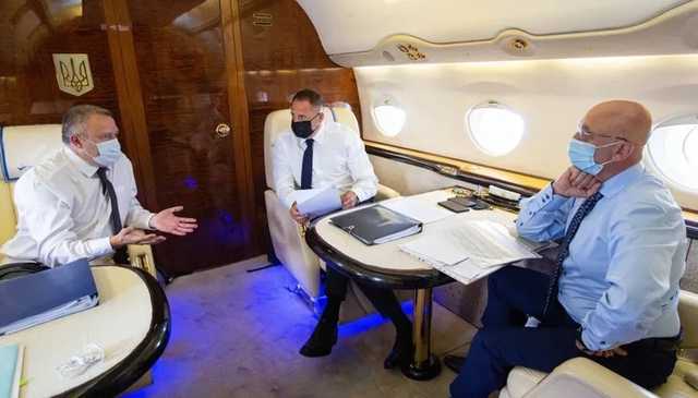 Аферисти політичного жанру у Берліні за гроші українців