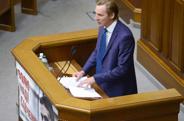 Нардеп Шпенов заболел коронавирусом