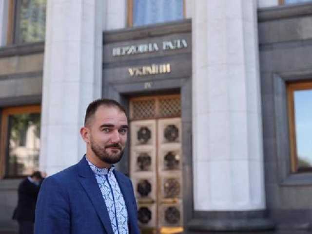 “Слугу народа” Юрченко, подозреваемого во взятке в $200 тысяч, задерживали за кражу пива