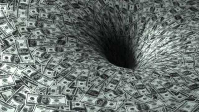 Правительство России свело 3-летний бюджет с «дырой» в 5,4 триллиона