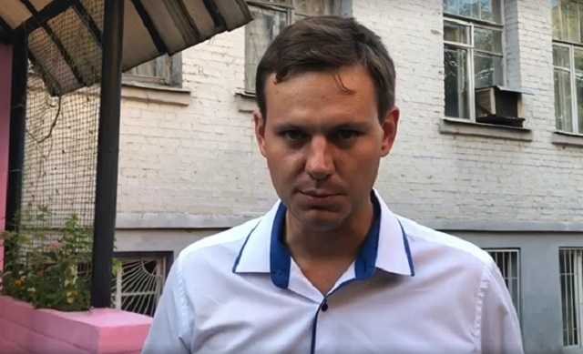 Попередь стареньких: Депутат Назаренко полює на квартири своїх виборців