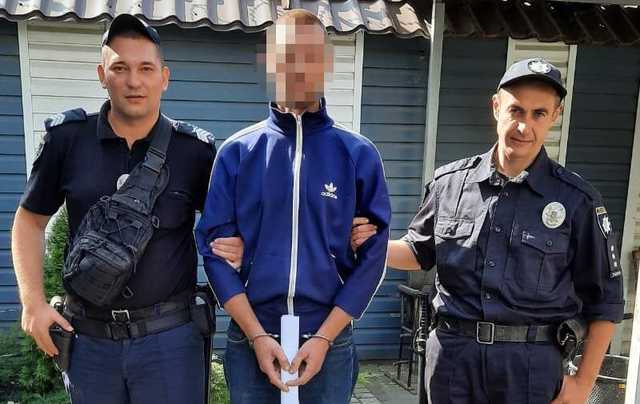 В Николаеве пьяный рецидивист до смерти избил пенсионерку