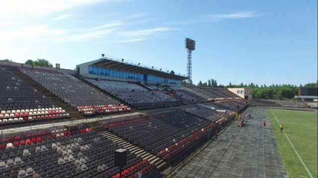 Рада выделила 150 млн на реконструкцию стадиона на родине президента