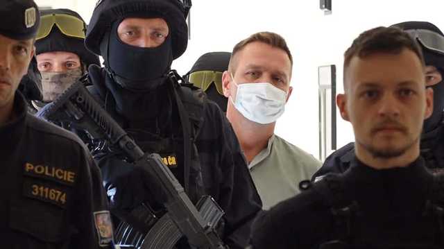 У Чехії білоруса посадили на 4,5 роки за допомогу сепаратистам Донбасу