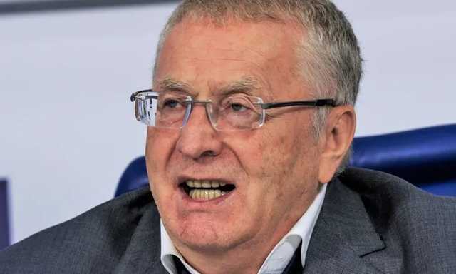 Жириновский заявил, что с США "пора заканчивать" в ближайшие десятилетия