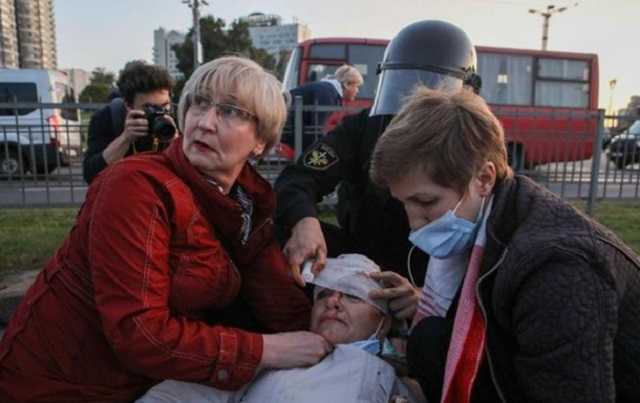 Жесткие задержания и водометы с краской: в Беларуси новые протесты