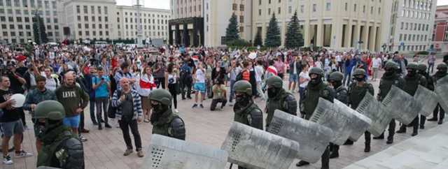 В Беларуси мать девятерых детей умерла после избиения и пропажи сына