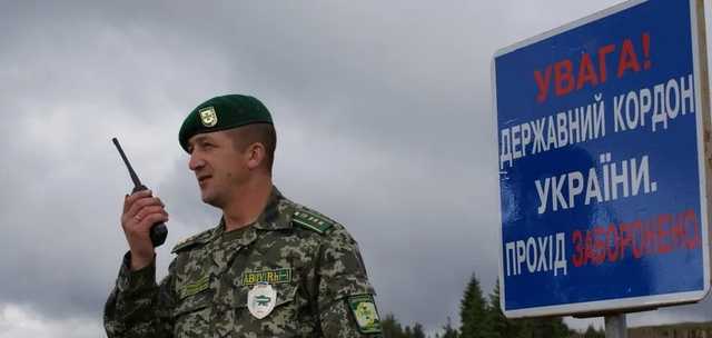 Иностранцам снова разрешили въезжать в Украину