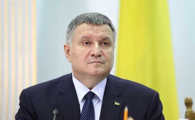 Аваков – Фокину: на войне погибли тысячи наших солдат, мерзавец