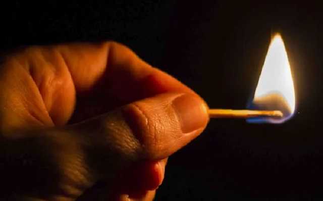 На Тернопольщине мужчина устроил самоподжог из-за пенсии