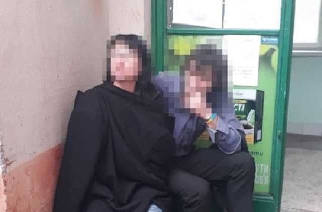 Погрожувала уламком скла: У Львові наркоманка забарикадувалася в аптеці