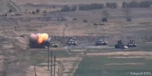 Армяне показали уничтожение двух азербайджанских танков