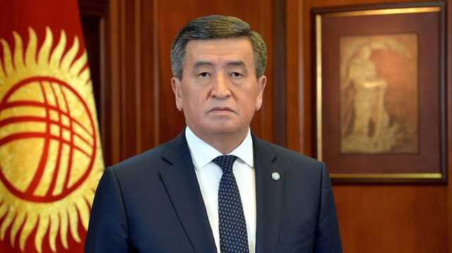 Президент Киргизии Жээнбеков не собирается добровольно уходить в отставку