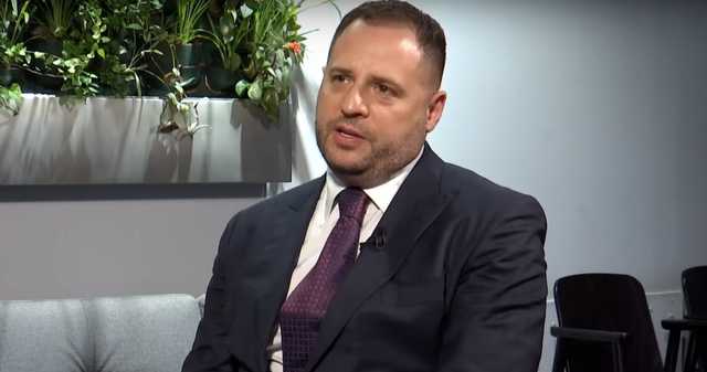 Ермак сказал, почему не нужно обвинять россиян "во всех несчастьях"