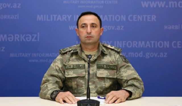 Азербайджан заявляет, что его армия "наступает по всему фронту"