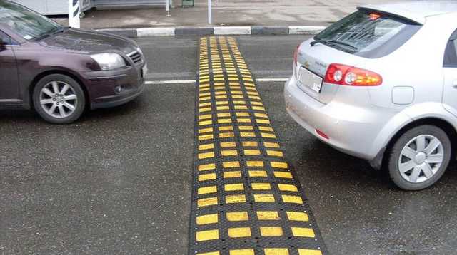 В Украине придумали замену "лежачим полицейским"