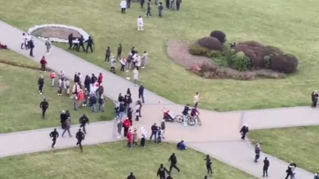 Газ и гранаты. Минск охватили новые протесты, силовики начали жесткие задержания