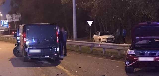 На Киевщине в ДТП попала мать с близнецами: женщина погибла