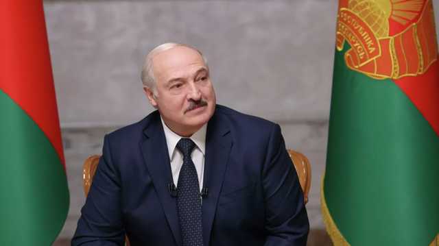 Лукашенко заявляє про готовність передати частину своїх повноважень іншим органам влади