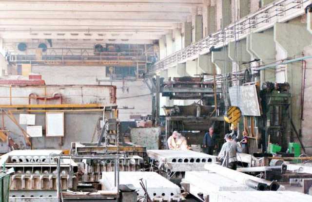 Начальник Западного УКС Минобороны незаконно отдал частникам территорию львовского завода