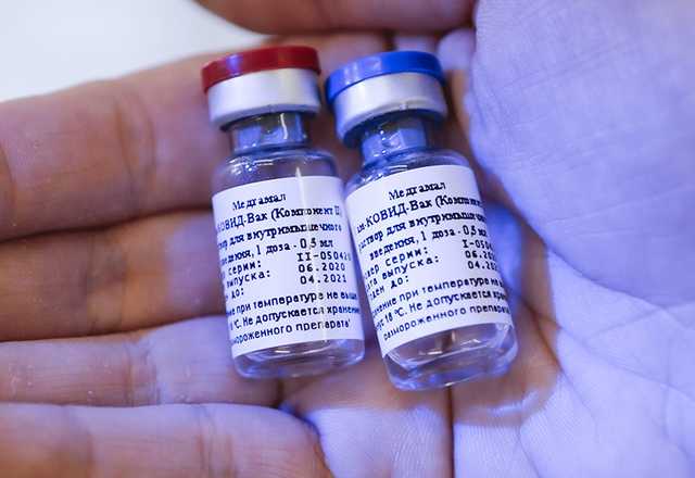 В РФ зарегистрировали уже вторую вакцину от коронавируса