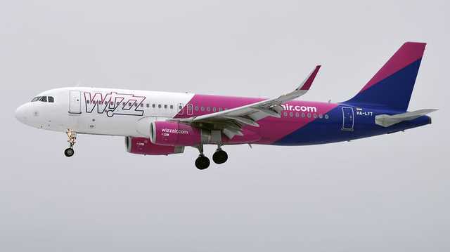 В ноябре лоукост Wizz Air отменил двадцать рейсов из Украины