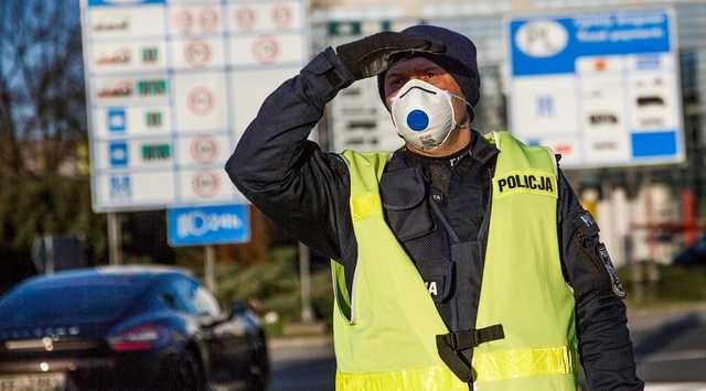 Польша «бьет рекорд» инфицирования COVID-19 - 9622 случая за сутки