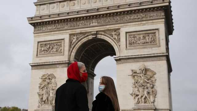 Во Франции заработал режим чрезвычайного положения после рекордного всплеска Covid-19