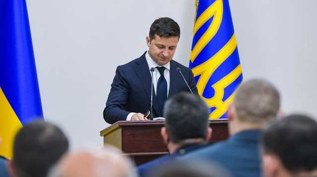 Зеленский подписал закон о разведке, усиливающий влияние Зе на спецслужбу