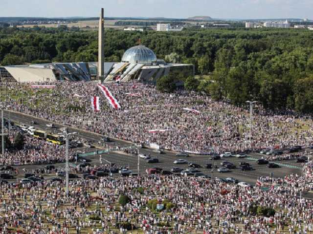 «Ультимативный» протест в Минске впечатлил масштабом
