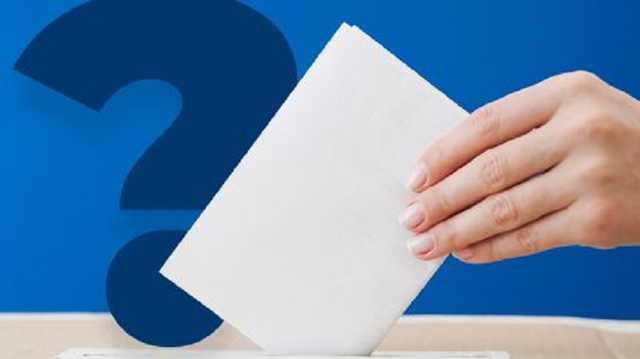 В Ирпене волонтер опроса Зеленского расплакалась из-за вопросов кандидата в депутаты