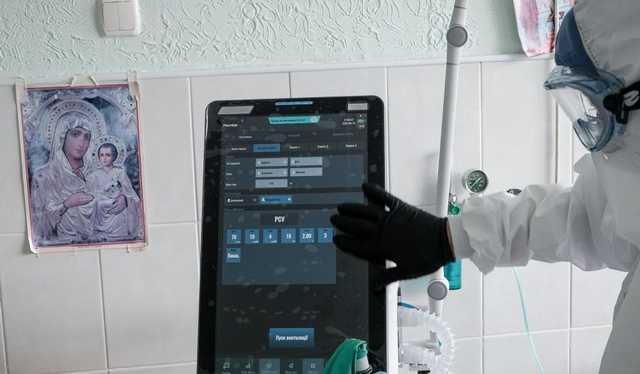 На Прикарпатье вместе с койками для больных коронавирусом закончились и врачи