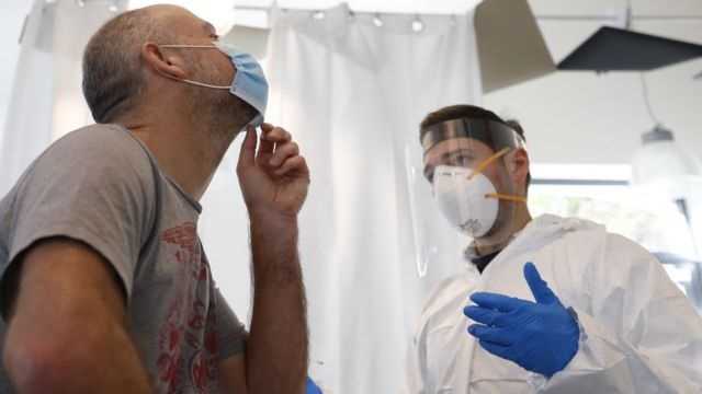 Опасная смесь: что следует знать об антибиотиках и коронавирусе