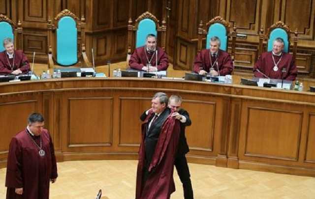 Судова мафія завдає удару у відповідь. Він не буде останнім