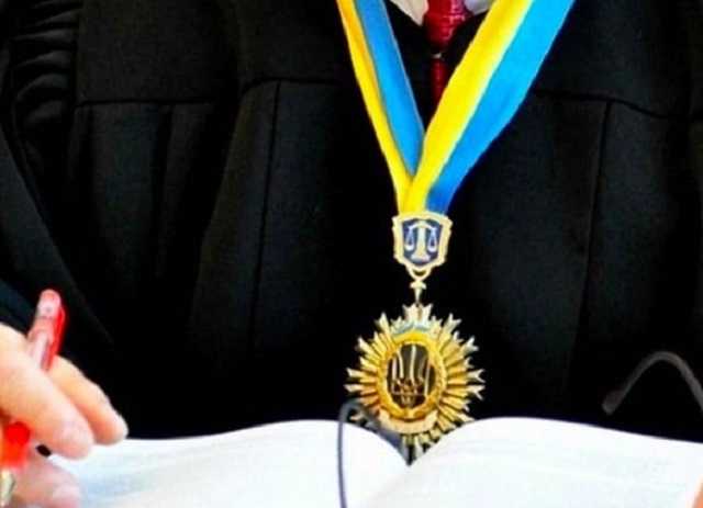 Почему судейские уже совсем не боятся зеленских