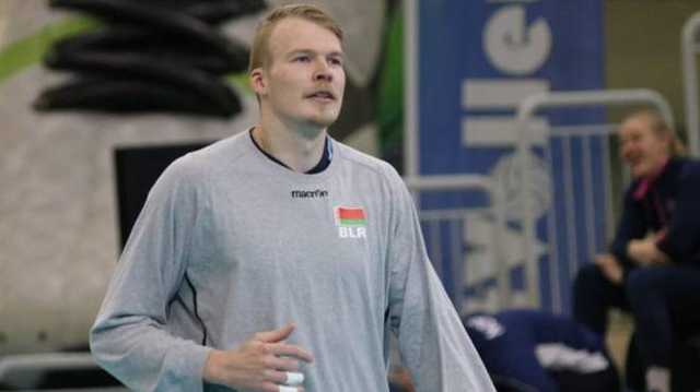 Этот флаг ассоциируется с кровью: звезда сборной Беларуси ушел из команды