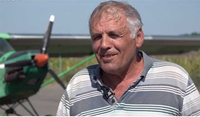 В Черкасской области 65-летний мужчина конструирует самолеты