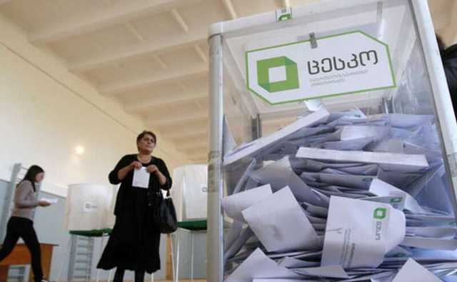 Появились первые итоги выборов в Грузии: кто вырвался в лидеры